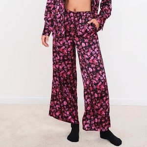 For Love & Lemons x VS Large Lola Long Pajama Pant Satin Floral Wide Leg New